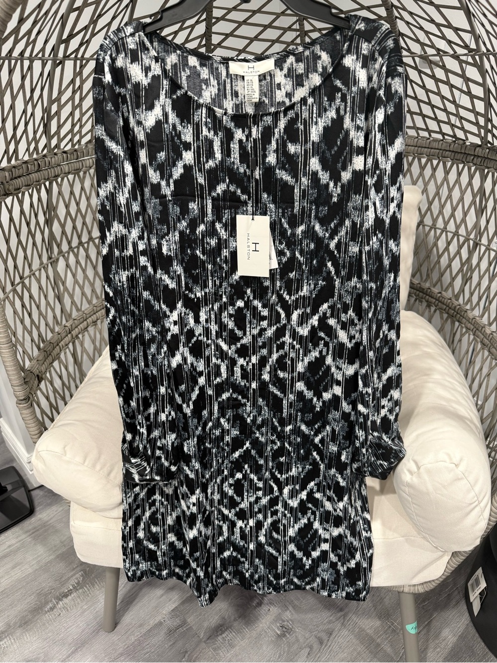 H by Halston Black & White Patterned Long Sleeve Dress